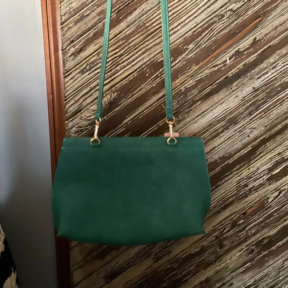 Street Level Dreia envelope crossbody real suede purse. Removable strap. NWT